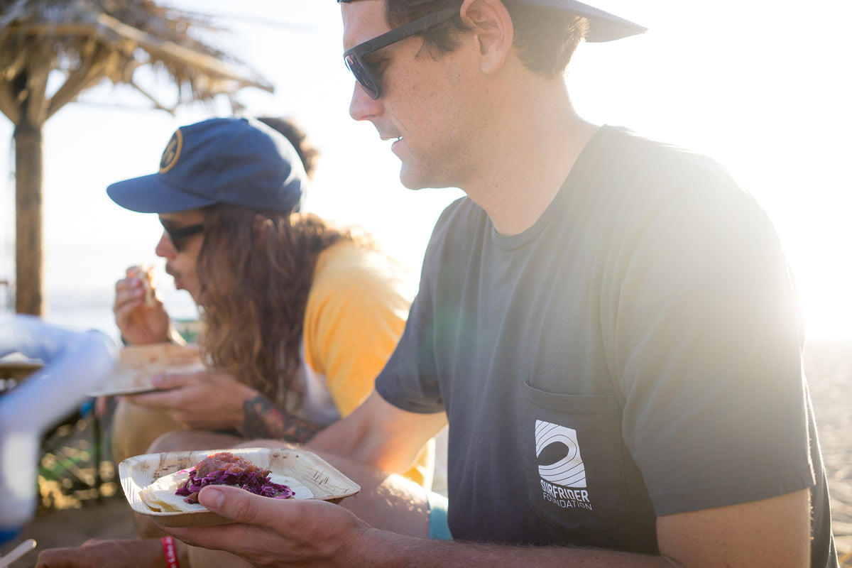 The Surfrider Foundation Logo Pocket T-Shirt (White) M