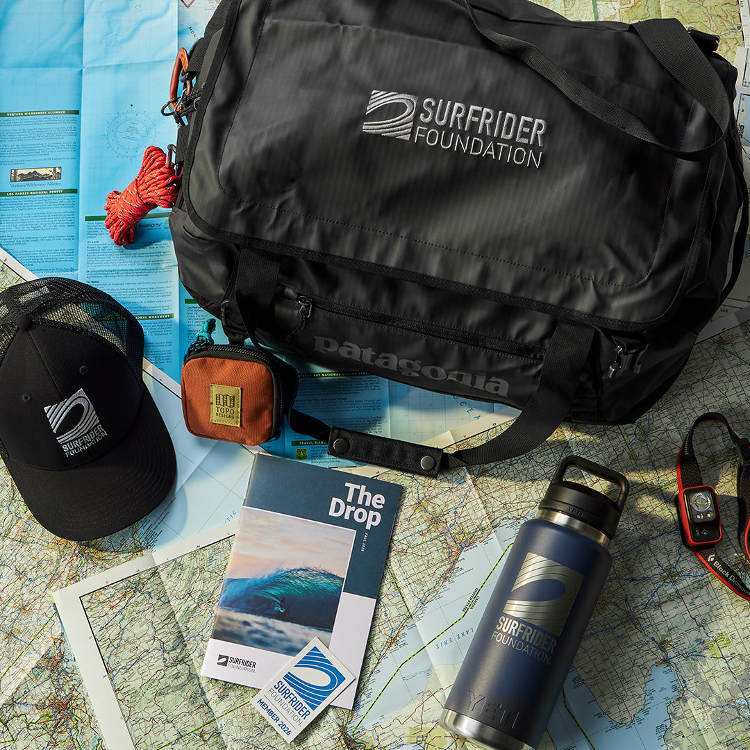 2026 Membership x Patagonia Black Hole Duffel 40L – The Surfrider